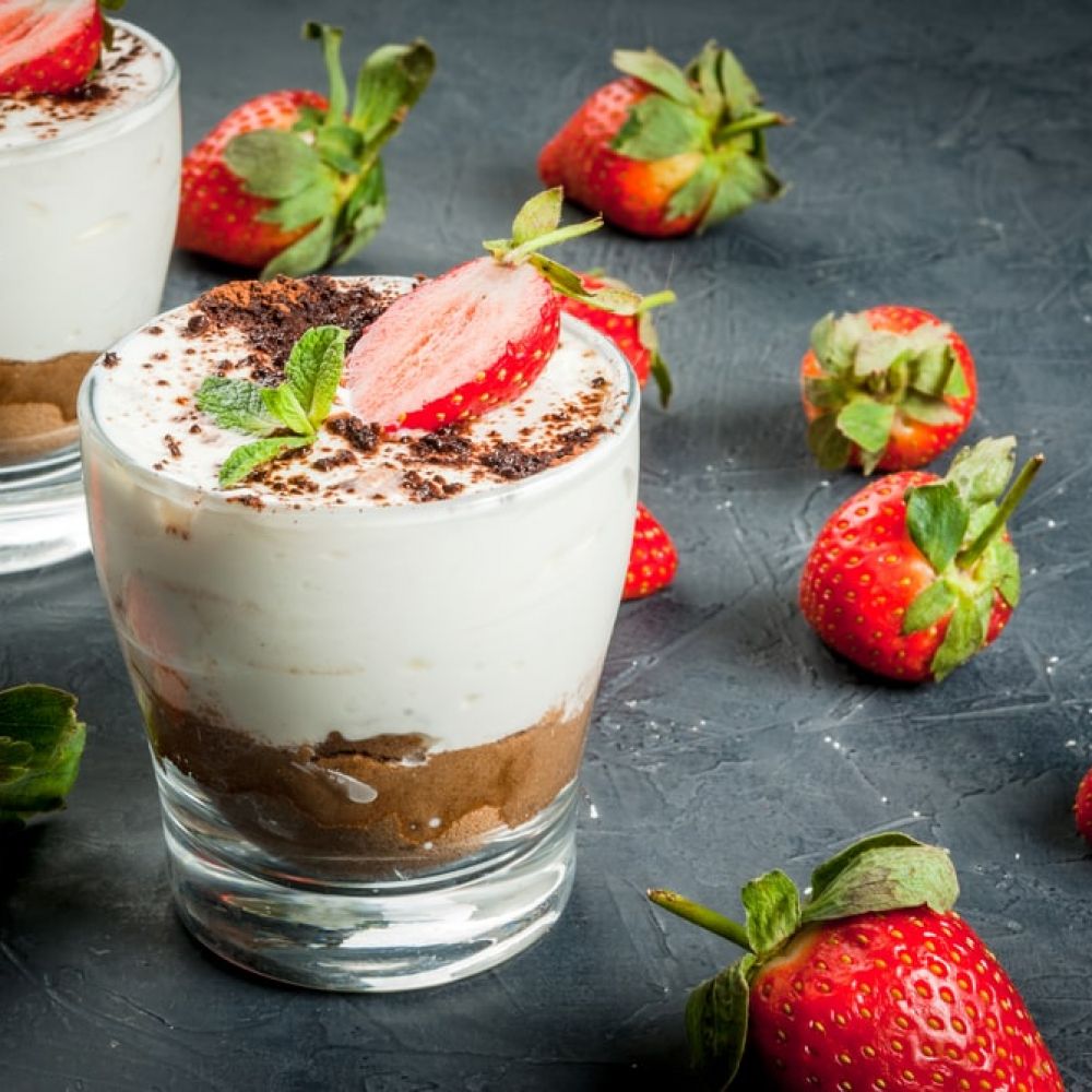 Chocolate Mascarpone Mousse with Strawberries