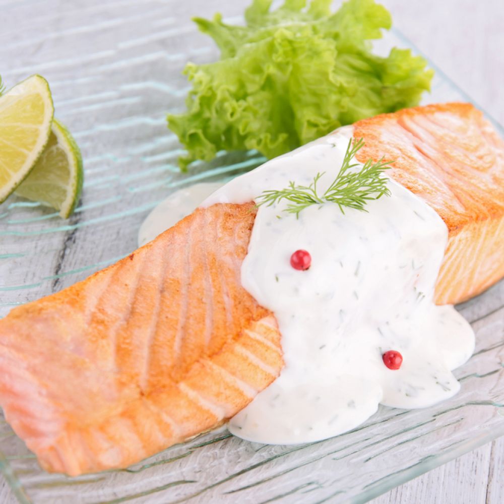 Salmon Fillet with Tzatziki Sauce