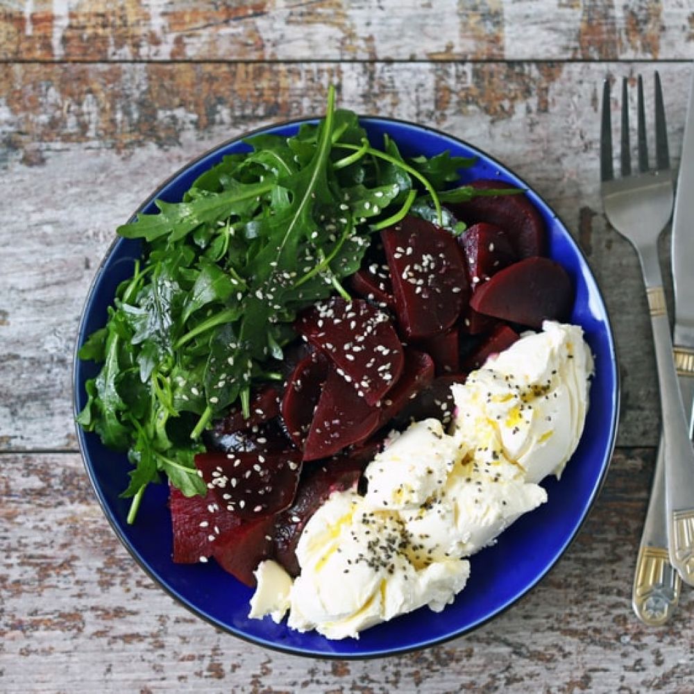 Rocket, Beetroot & Mozzarella Salad