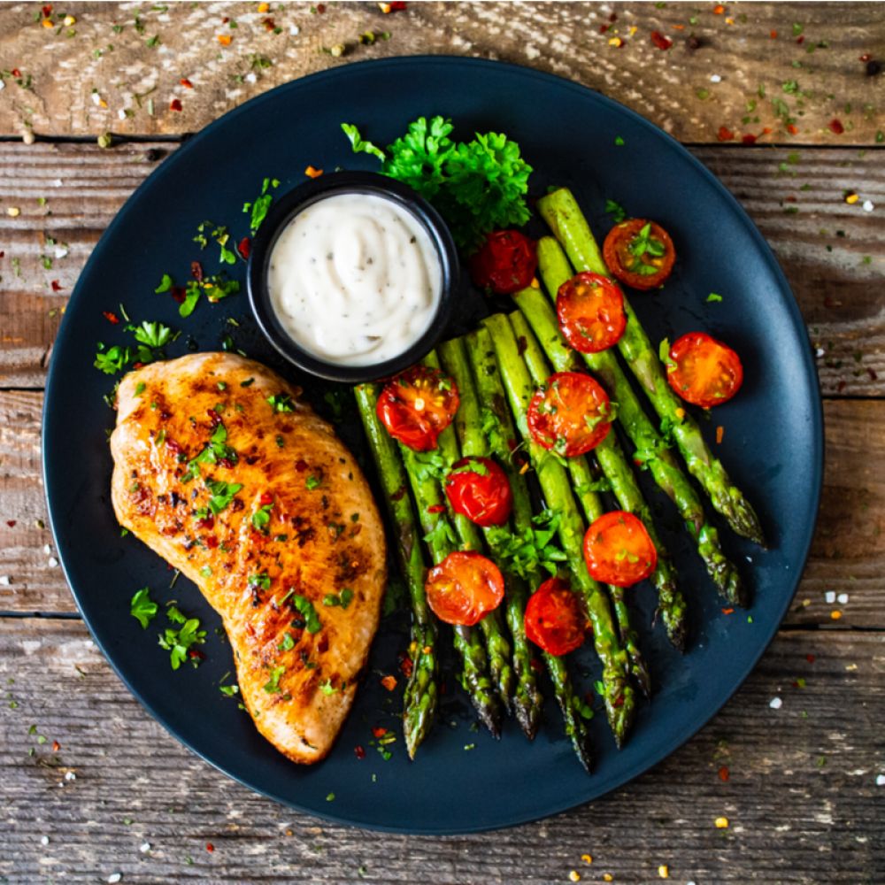 Chicken Breast with Asparagus and Tomatoes